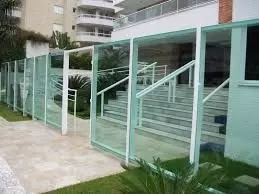 MURO DE VIDROS